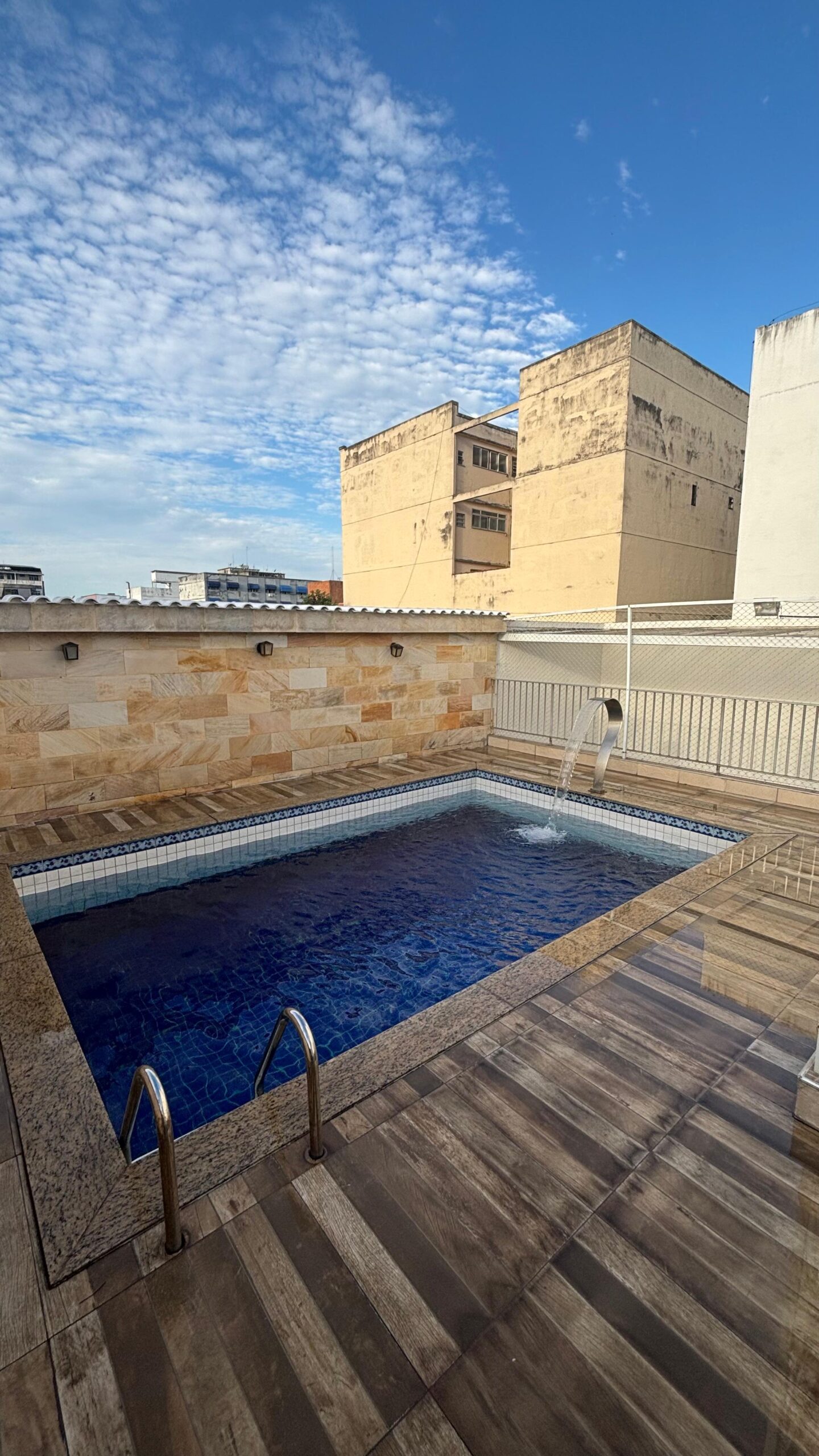 Cl&iacute;nica Azul Marinho &mdash; foto 3
