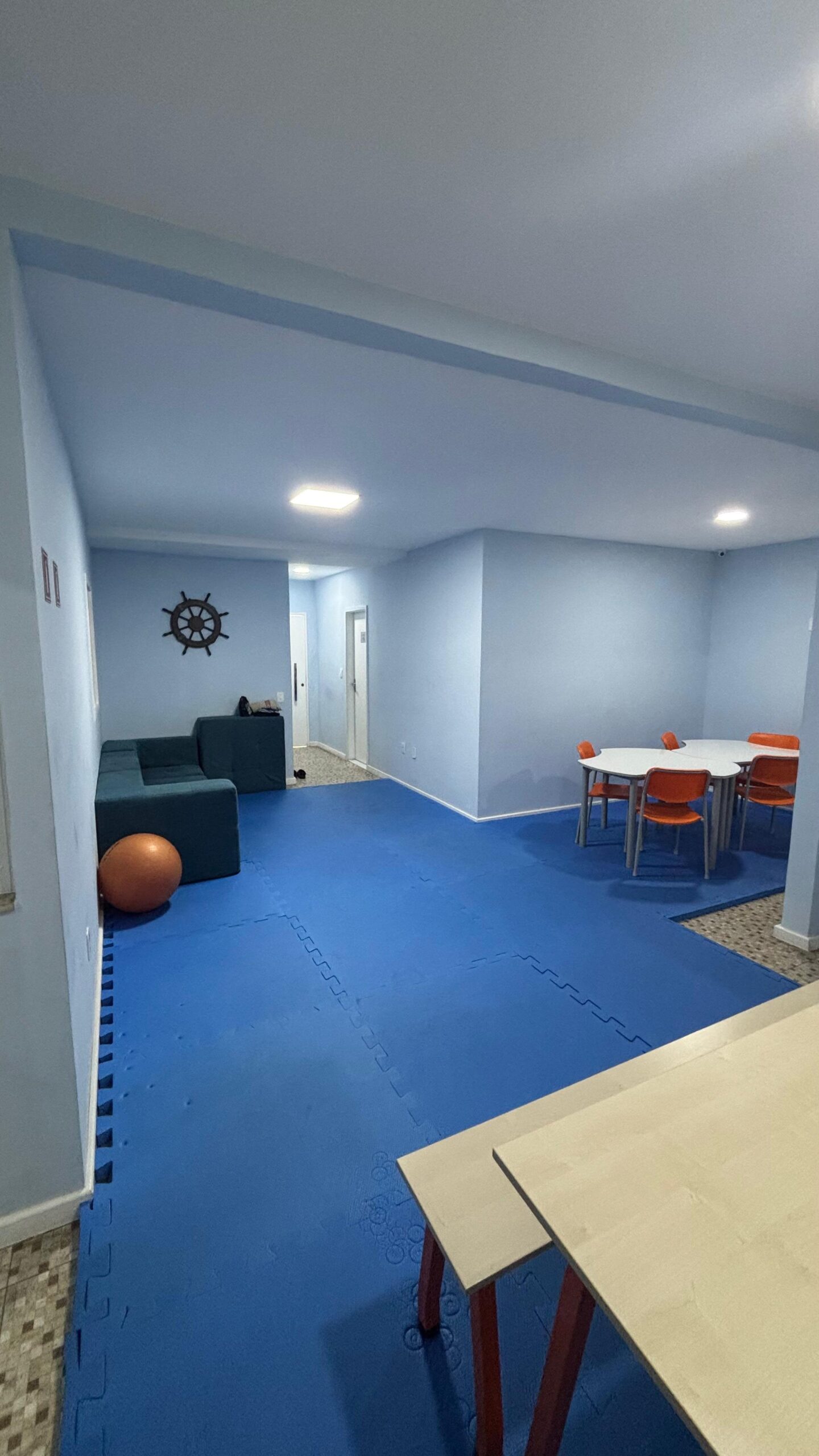 Cl&iacute;nica Azul Marinho &mdash; foto 4